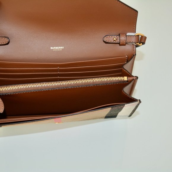 NWT BURBERRY HANNAH COCA HOUSE CHECK DERBY LEATHER CROSSBODY WALLET BAG … - Picture 6 of 11